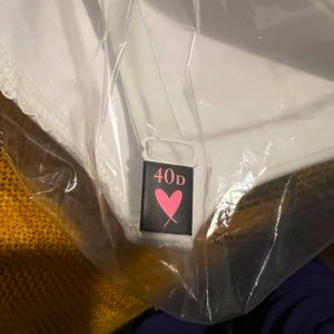 New with tags white VS bra